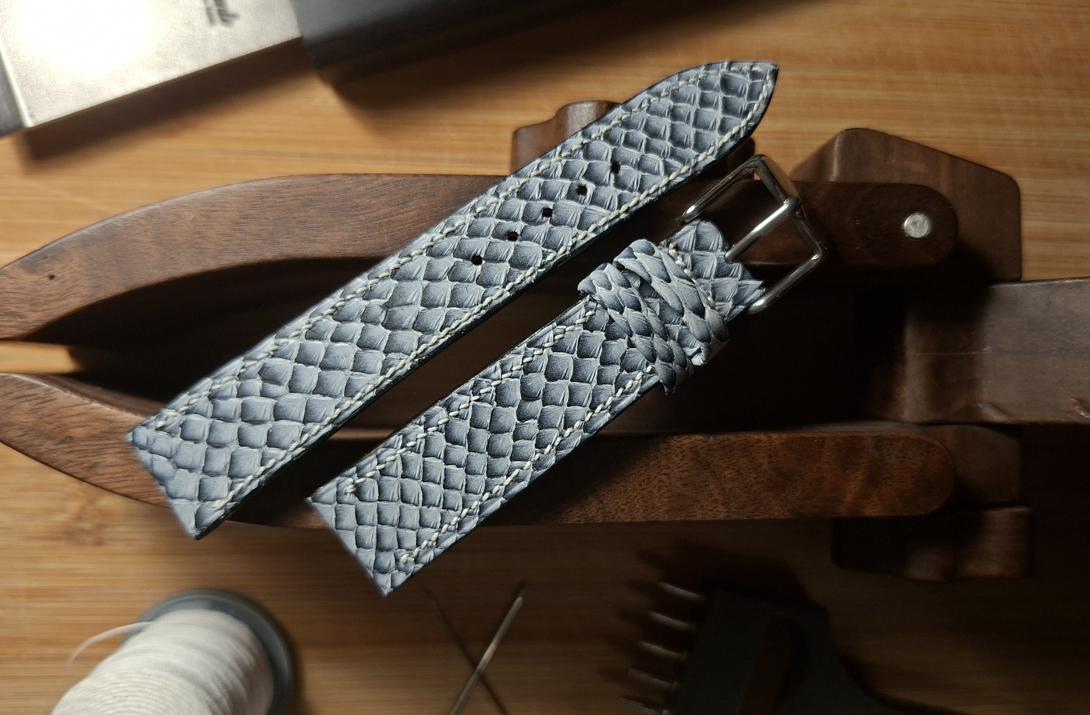 The Current salmon leather strap
